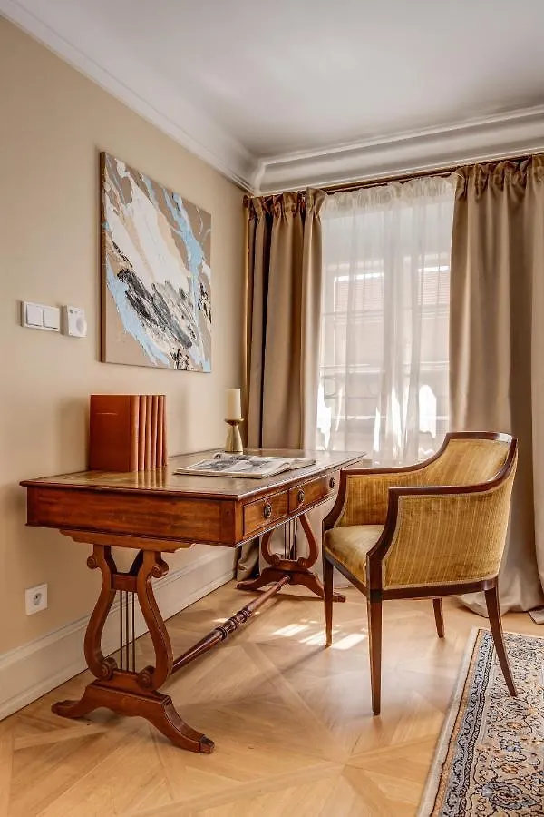 ****  Hotel Nerudova 211 Prága Csehország