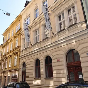プラーグ スター プラハ