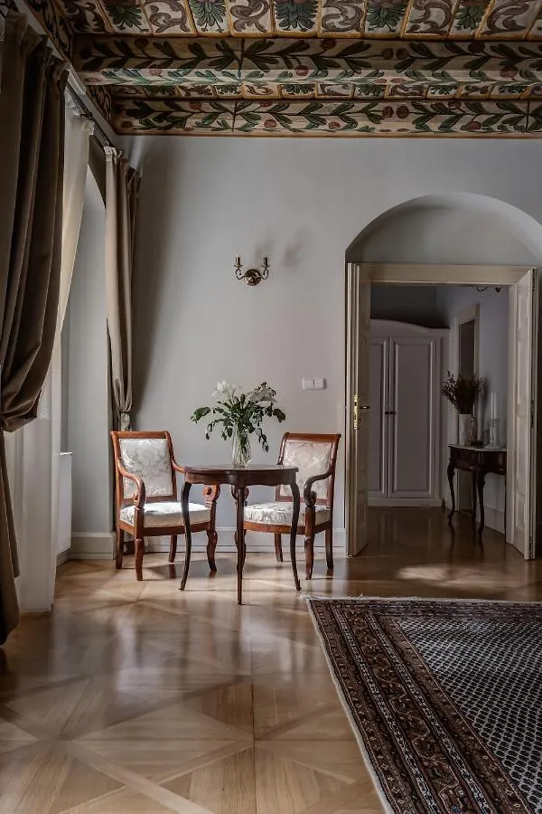 Hotel Nerudova 211 Praga Czechy