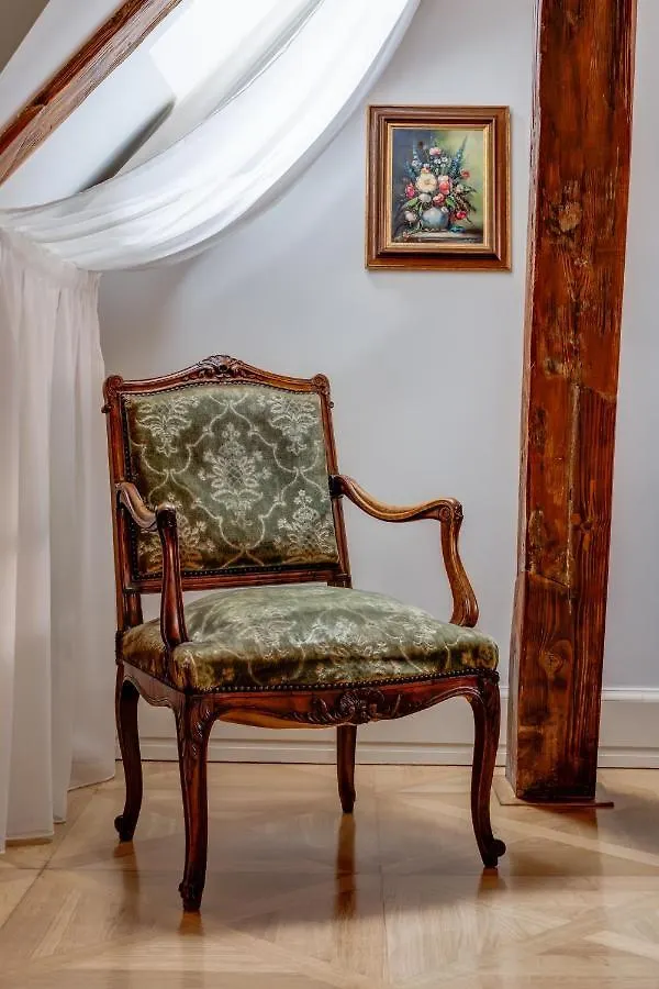 Hotel Nerudova 211 Prague